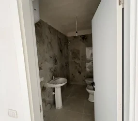 Apartament në shitje në Kavajë, Shqipëri — 106 m², 92 000 € — foto 2