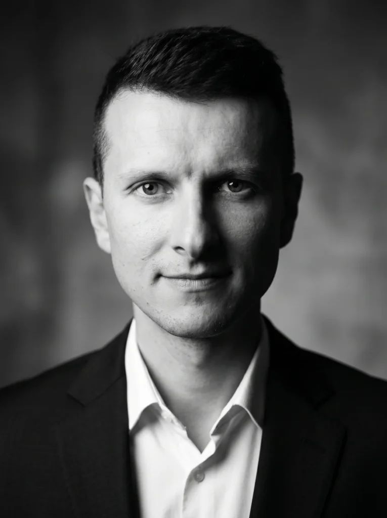Vladyslav Rostochylo — agjent imobiliar në Shqipëri, Lemexi