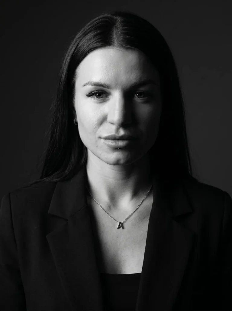 Anita Lemexi — agjent imobiliar në Shqipëri, Lemexi