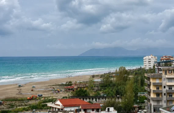 Apartament 1+1 pranë Marinës së Vlorës