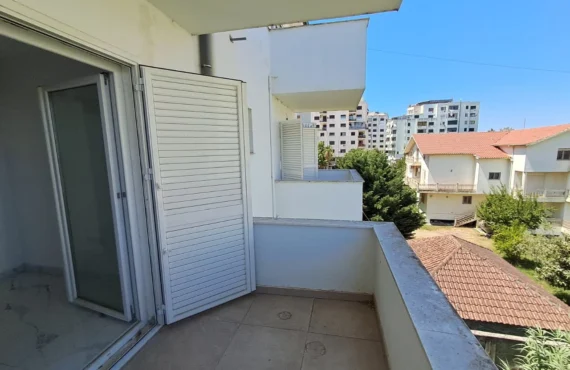 Apartament premium i hapësirës së madhe 5 minuta nga deti (Plazh, Durrës)