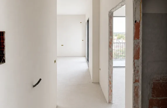 Apartament 1+1 pranë Marinës së Vlorës