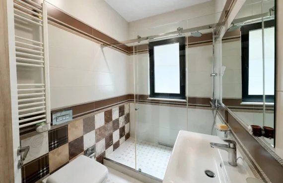 Duplex Luksi C3 në Piccadilly Residence, Tiranë