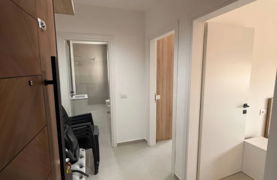 Apartament 1+1 i ri, i mobiluar plotësisht
