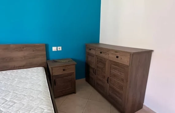 Shtëpi guri për familje që duan hapësirë dhe bashkësi