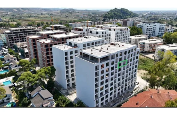 Rezidenca Liburna — apartament 1+1 me pishinë, hapa nga rëra