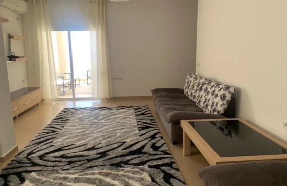 Apartament me një dhomë gjumi dhe tarracë me pamje ngaJoni