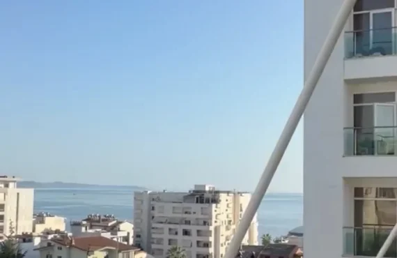 Apartament me pamje nga deti – gati për t'u banuar menjëherë