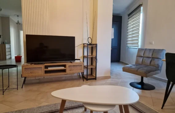 Apartament me pamje deti dhe 110 m² hapësirë e vërtetë