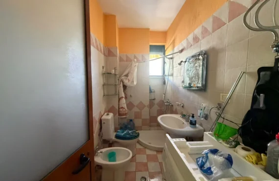 Apartament me pamje nga deti – gati për t'u banuar menjëherë