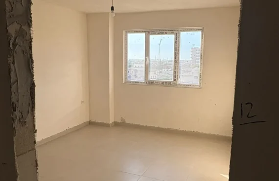 Apartament me pamje nga deti, ku horizonti të përshëndet çdo mëngjes