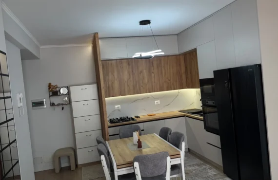 Apartament 2+1 me ashensor — gati për të jetuar