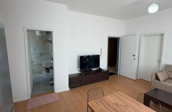 Apartament me një dhomë gjumi dhe tarracë në Durrës