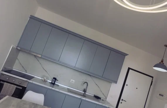 Apartament me pamje deti, një dhomë gjumi, gati për t'u banuar