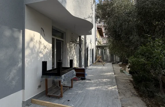 Apartament 1+1 i ri, minuta nga deti
