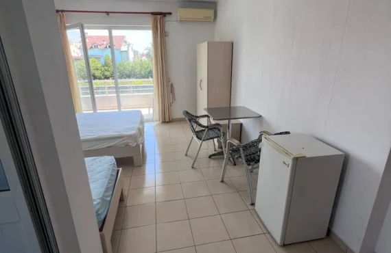 Apartamenti 7 — Studio në një Kompleks Banimi në Durrës