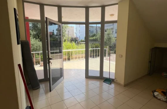 Apartament 1+1 i Gjërë me Ballkon — Apartamenti 5