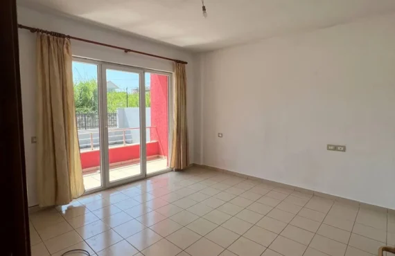 Apartament 1+1 i Gjërë me Ballkon — Apartamenti 5